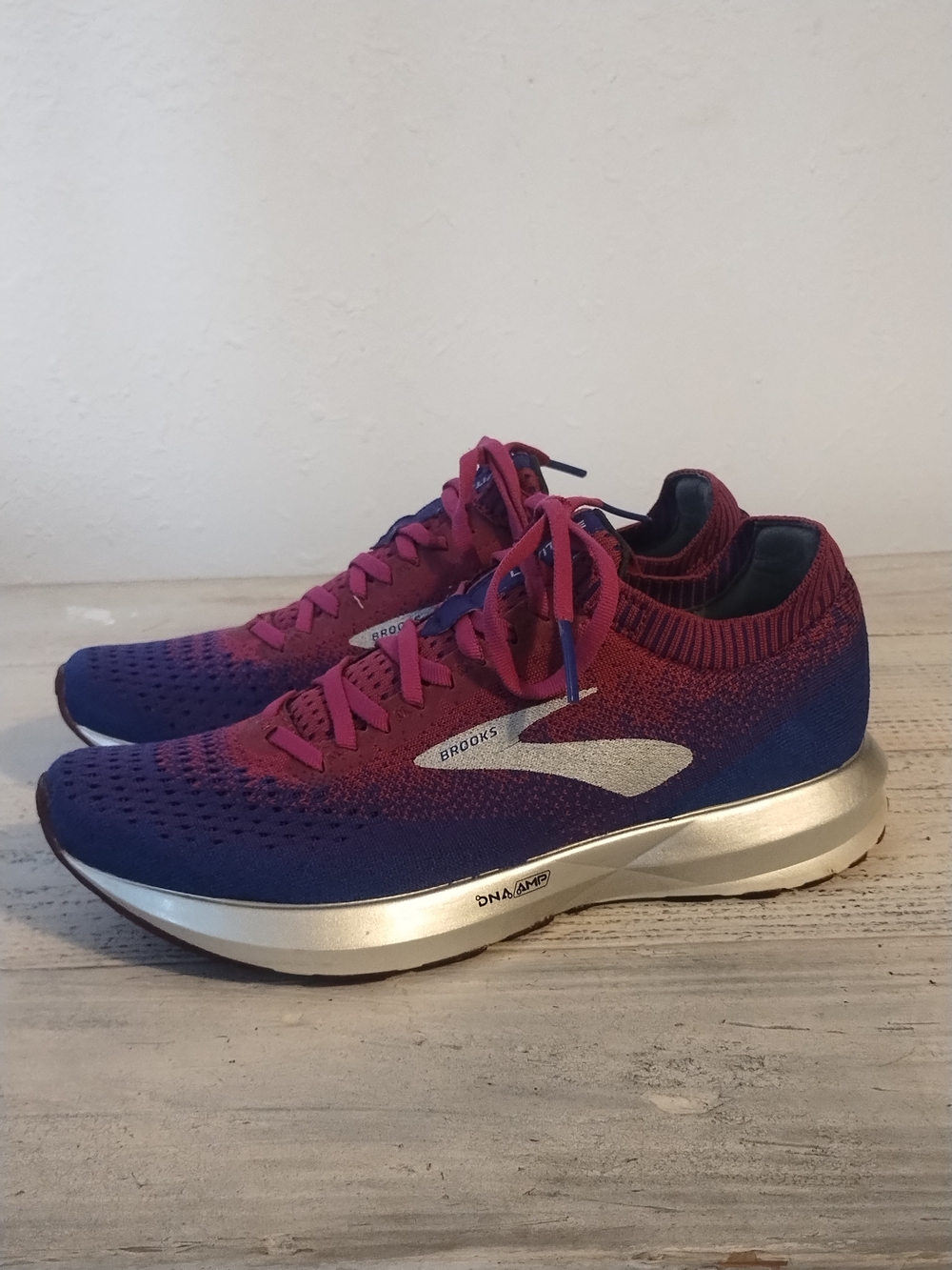 BrooksBrooks Levitate 2 Purple Sneaker Women's Size 8 very good condition